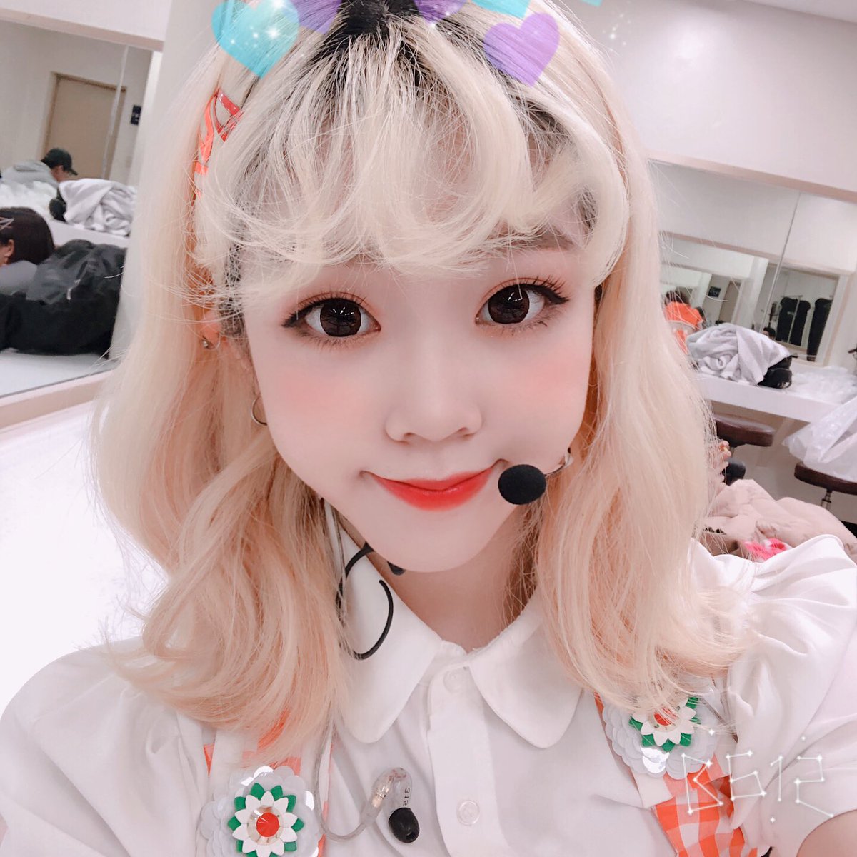 SHASHA_FR's tweet photo. [PHOTO] 18.11.01

Bonjour tout le monde.
C'est ChaKi.
Halloween est terminée et nous sommes en novembre à partir d'aujourd'hui.
Il fait de plus en plus froid..
Attention au froid, luttons avec SHASHA en novembre. 🌈

♡《 https://t.co/h1tvQRfc3S 》♡

#SHASHA #WHATTHEHECK #CHAKI https://t.co/662Db6Ll0d