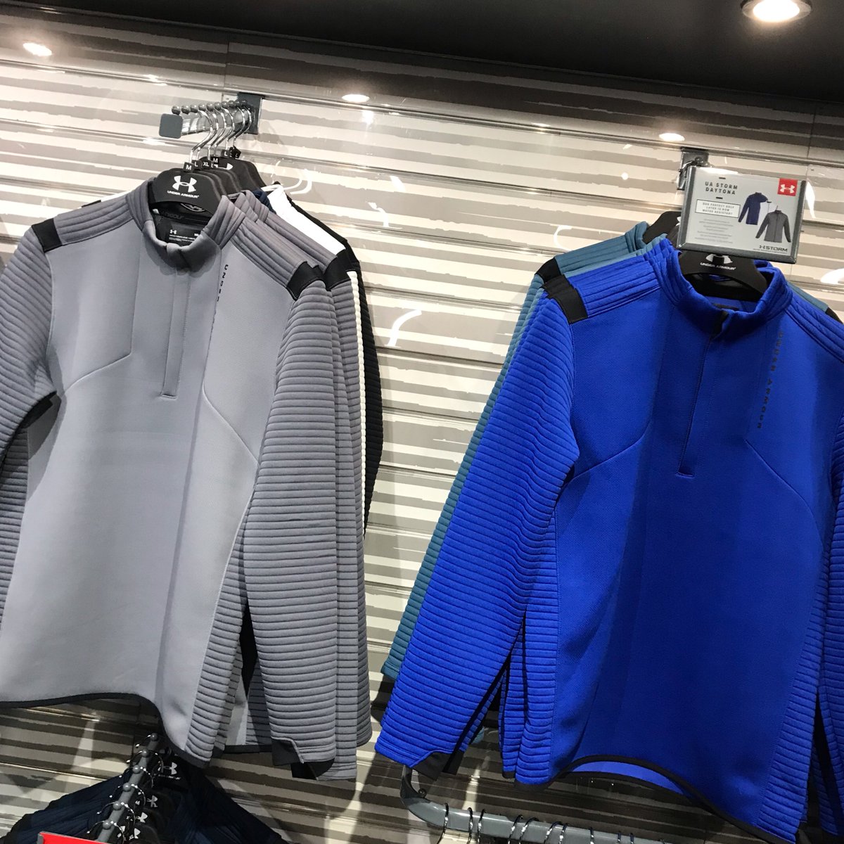 LGALytham's tweet photo. The Under Armour Storm Daytona cover up ππ€ has got even more perfect ππΌ Itβs now Water Resistant!!! Well we canβt ask for more now can we? #underarmour #golffashion #wintergolfwear #extrawarmth #instrorenow https://t.co/hhv3BoufMH