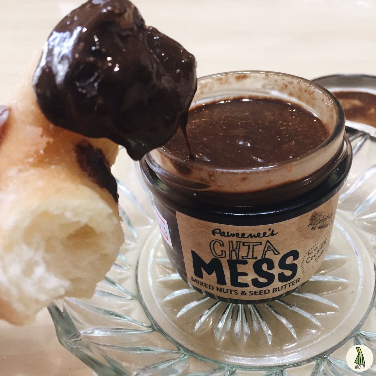 aroipa's tweet image. คินุโดนัท โดนัทเนยสดจากญี่ปุ่น โรยด้วยไอซ์ซิ่ง เป็นโดนัทที่เนื้อนุ่มมากกกก มีความสดใหม่อีกด้วย โดนัทมีความควานน้อย เราเลยลองไปจิ้มกับ เนยถั่วchocolate ผสมเมล็ดเจีย แบบเฮลตี้ไร้น้ำตาลของ @paweenees บอกเลย ฟินมาก ทุกคนต้องไปลอง!!
.
📍 Kinu Donut อารีย์ 
#aroipa @aroii @ReviewAroii