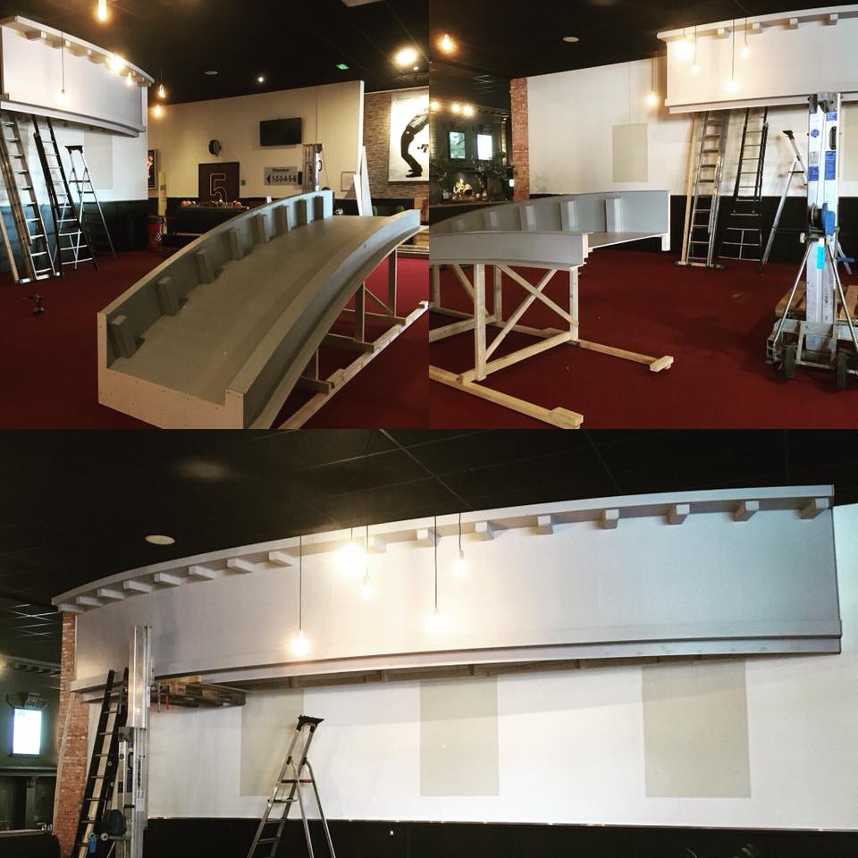 #update Er wordt hard gewerkt aan de nieuwe uitstraling van onze foyer. We kunnen niet wachten op het eindresultaat! 🔨👷‍♂️ #tobecontinued #nogevengeduld