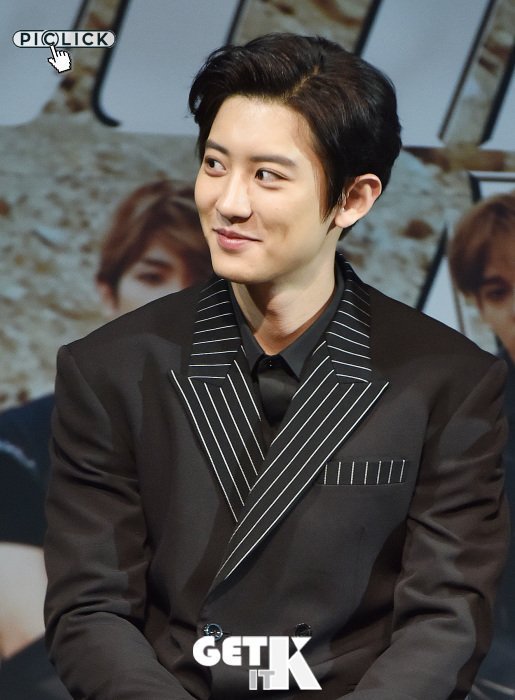 chanyeol pics tweet media