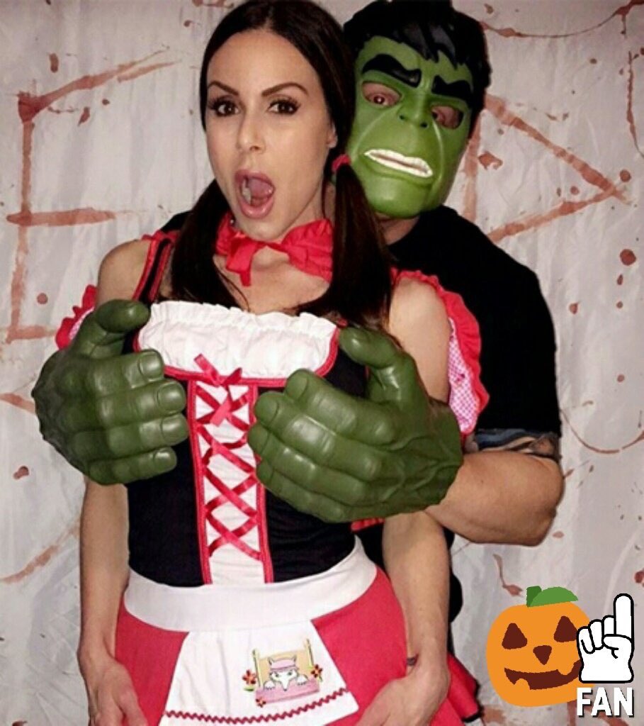 Kendra lust halloween