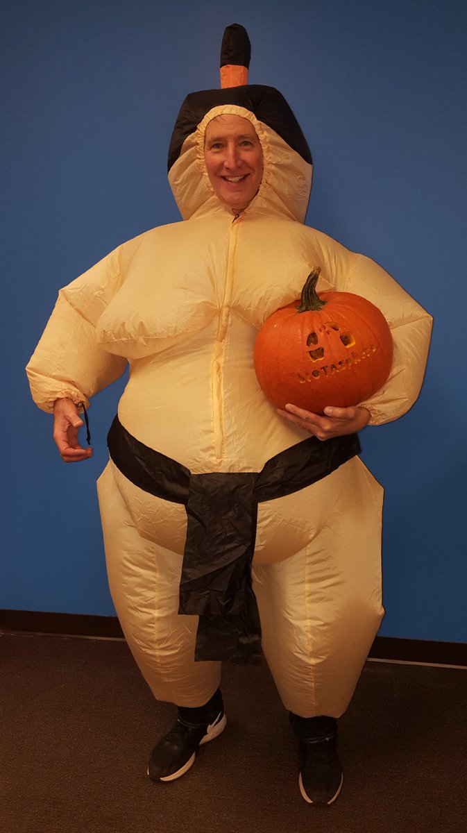Don't wrestle with questions around implementing #DLT - the #bIOTAsphere team have black-belts in solving real-world business problems, so there's no need to be scared.

Happy Halloween!  🎃