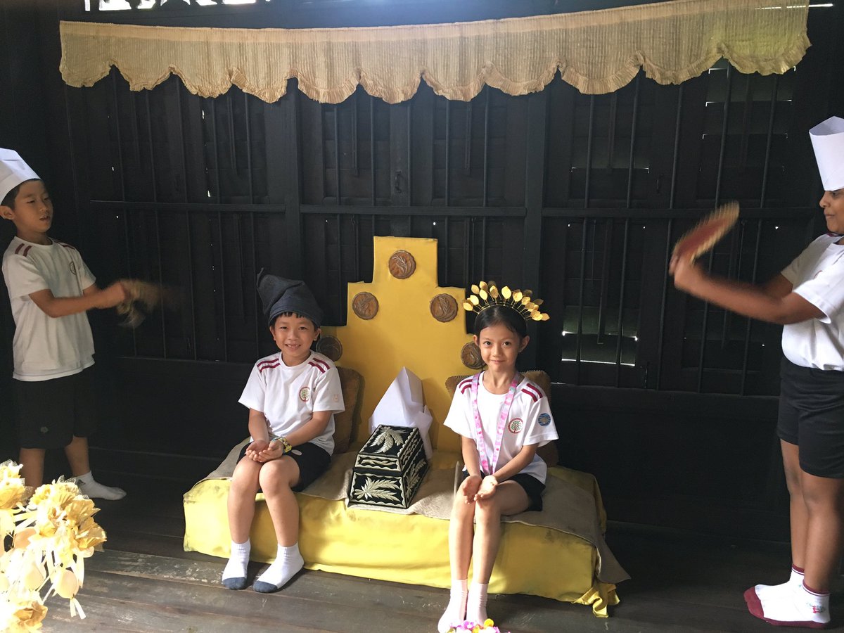 HISYear3 tweet media