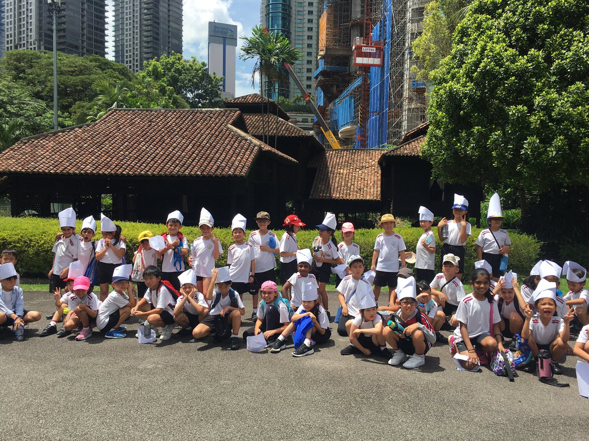 HisYear3's tweet photo. Year 3 Mandela, Teresa, Gandhi and Malala first field trip at the Badan Warisan Malaysia 😊 https://t.co/buVxYvSTdV