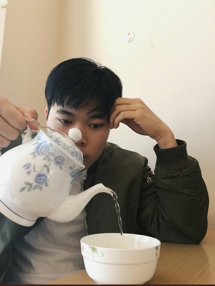 Alexand73616169's tweet photo. Me looking at Haters Bashing Kpop Idols and patiently waiting for them to disappear #StevenDeng Is the Best!!!!! https://t.co/nkMGiDgNHu