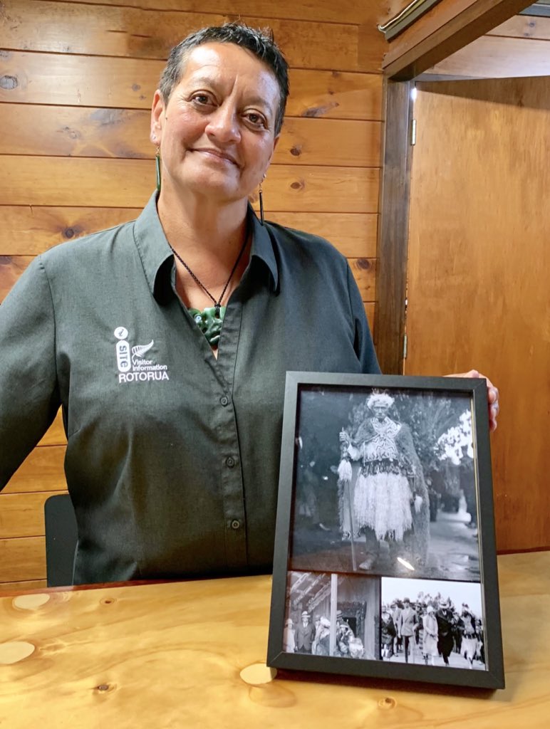 scobie's tweet photo. Loved hearing about past royal visits during the tour. At Harry and Meghan’s @treewalkNZ engagement I met Helen, whose great-great-grandfather Mita Taupopoki (a Māori chief) guided the future Queen Mother and King George IV around in 1927: “It was a proud moment for my family.” https://t.co/8qF3WSmA2a