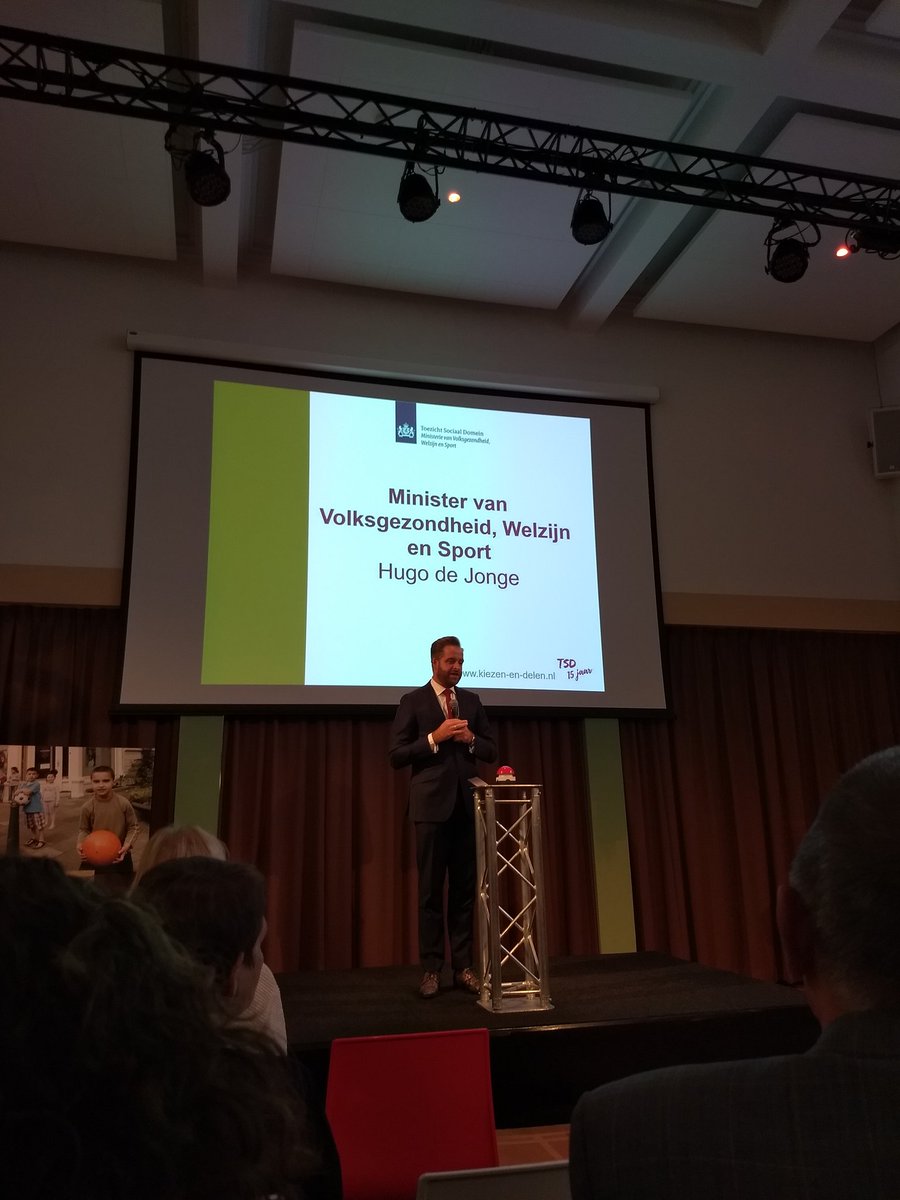 Informatie delen in het sociaal domein begint met gezond verstand volgens <a href="/hugodejonge/">Hugo de Jonge</a> op evenement Kiezen &amp; Delen van <a href="/InspecteursTSD/">Toezicht Sociaal Domein</a> Kijk ook op kiezen-en-delen.nl