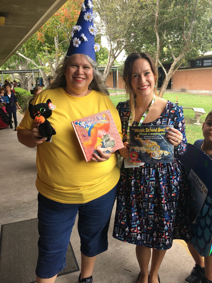 GonzalezEllysse's tweet photo. Yesterday’s Literacy Parade was full of amazing book characters! #welovereading #4thgrade #ccisd4th @montclairccisd https://t.co/GEYLUg8U2a