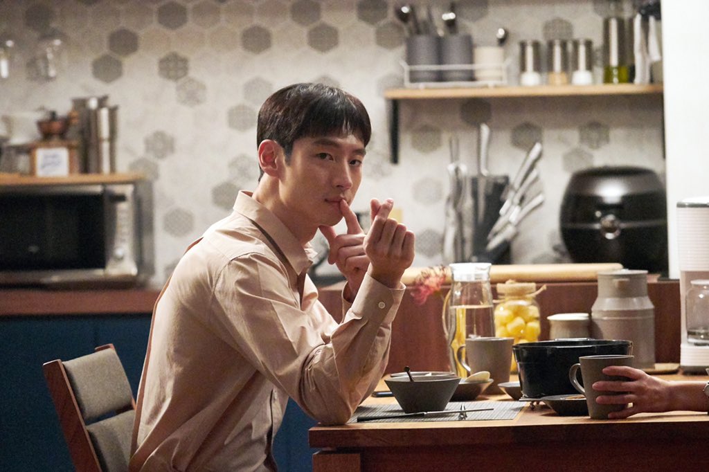 Dq6SFzDXcAAhPms.jpg:large