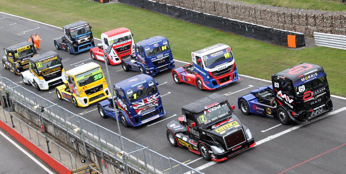 BTRAOfficial's tweet image. #ThrowbackThursday to our last visit to @Brands_Hatch in where we kicked off the 2018 season in style in late March! Let’s see what this weekend brings.... #BTRA