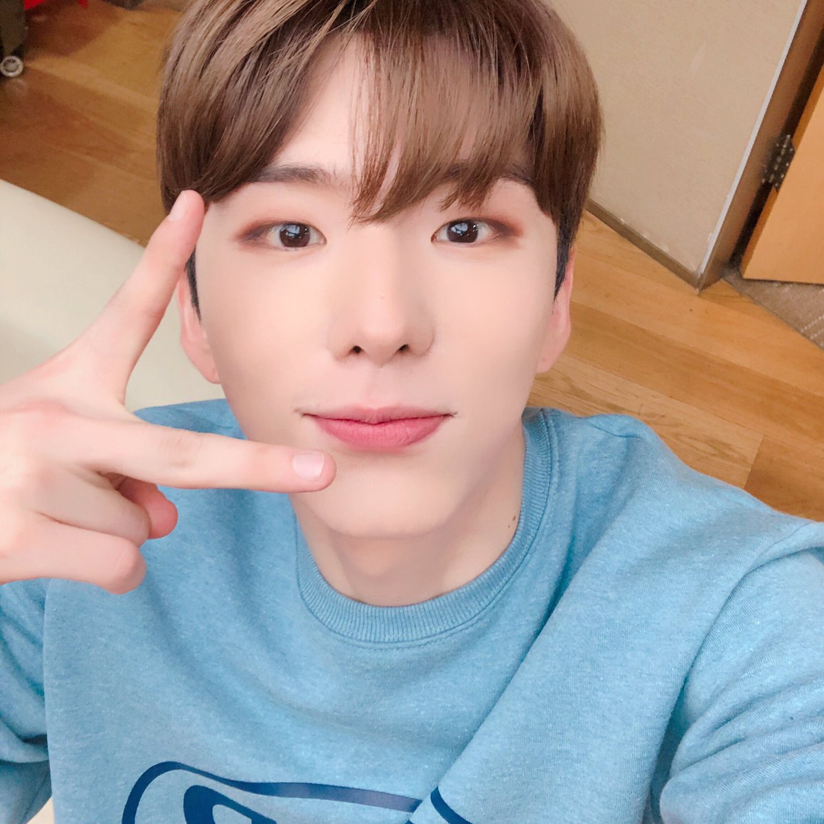 OfficialMONSTAX's tweet image. [#기현] 몬베베!!!!!!!! 고마워요!!!!!!!!!!!!!!! 진짜 고맙구 사랑합니다!!!!!!!