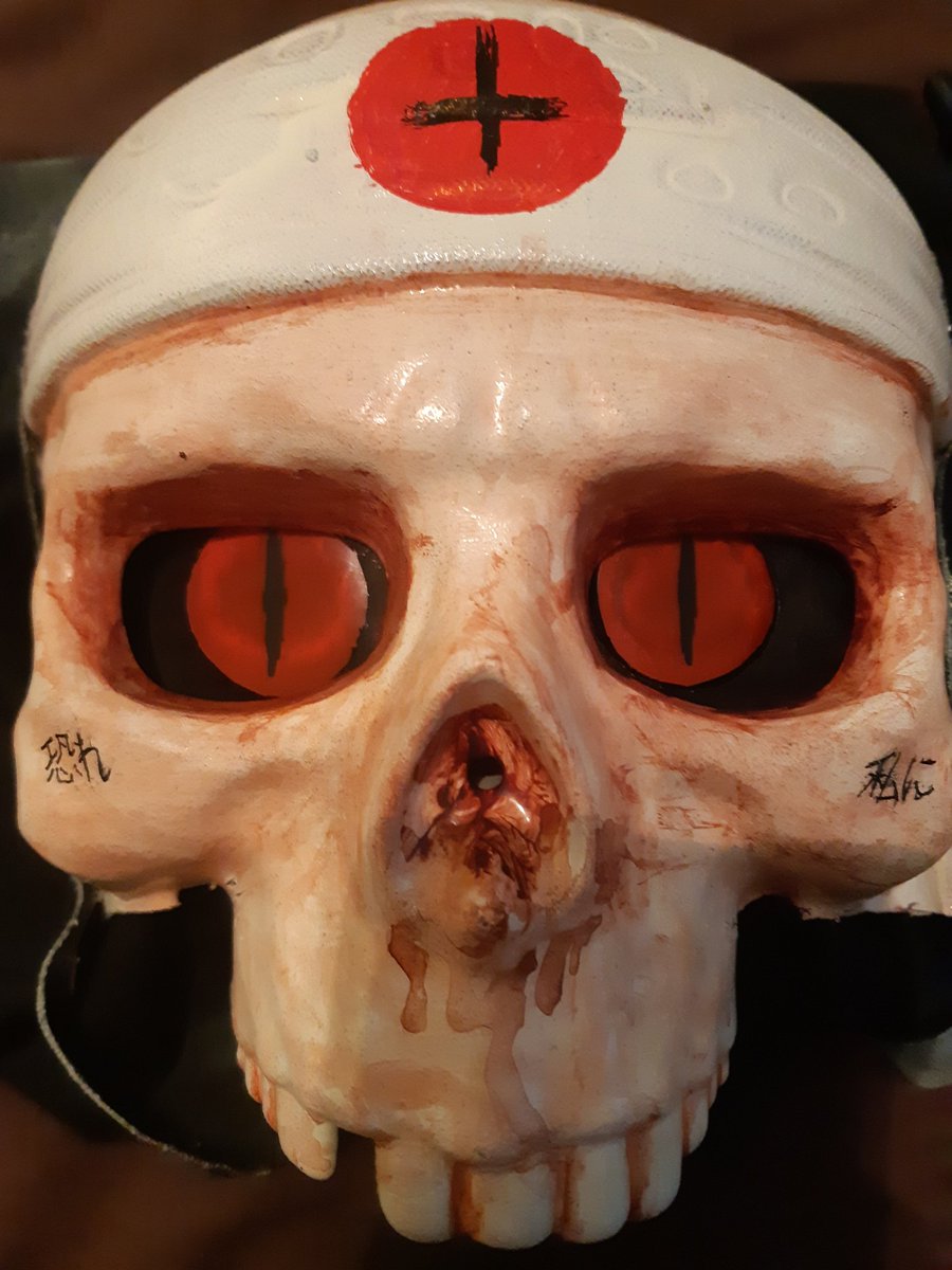 RhysHarlow's tweet photo. I know this doesn't count as a doodle but since I made this mask for Halloween. I though you guys @Doodle_Tube  might like this.. hope you lot do. #HalloweenDT https://t.co/TEDTvs0QeG