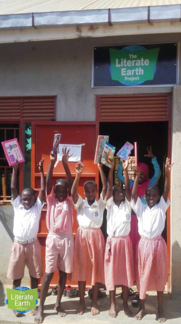LiterateEarth's tweet photo. Nkumba Quran Primary School was opened in 1993 and has an active enrollment of 517 students! ππ
#TheLiterateEarthProject #LEP #LetsGetLiterate #libraries #learn #Uganda #bookselfie #buildinglibraries #TBT #ThankfulThursday #Thursdate #ThoughtfulThursday #ThursdayThoughts #TGIT https://t.co/KRCdDF922t