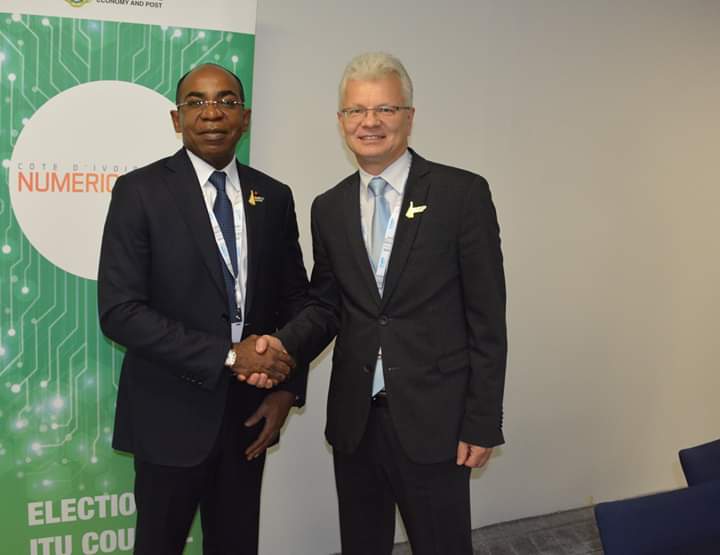 SergeFarell's tweet photo. La #Civ225 annonce sa candidature au conseil de L'UIT ce mercredi 31 Octobre. Le Ministre ivoirien en charge de l’Économie Numérique et de la poste, Mr Isaac DE, a annoncé officiellement la candidature de la Côte d'Ivoire au Conseil de l'UIT.
#CivDigital #CivCanditacture #UIT https://t.co/znSrzYmmLk