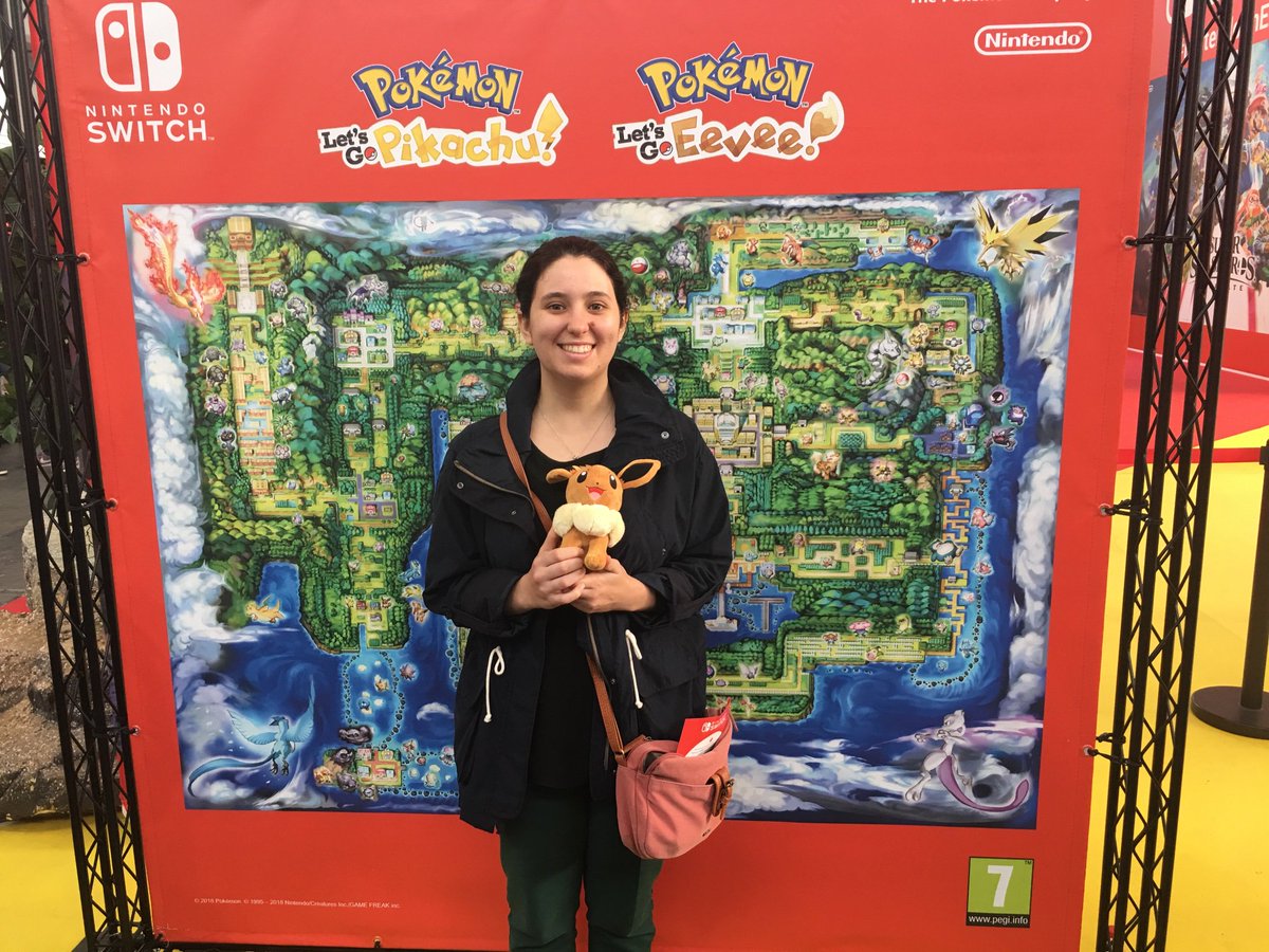 Franatogs's tweet image. Let’s go eevee! #NintendoEnElManga