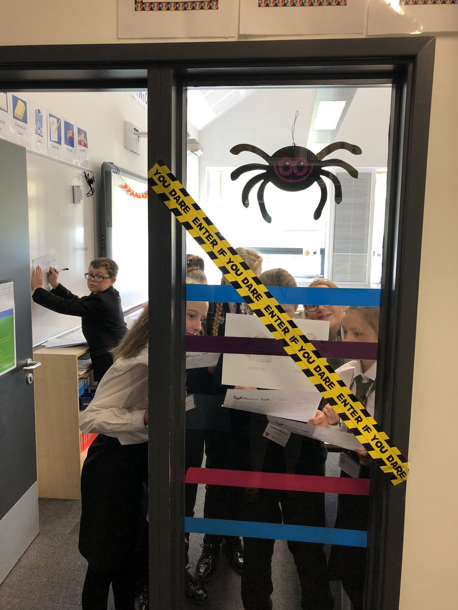 KingswoodMfl's tweet image. Students enjoyed learning about l’Halloween and la Toussaint in francophone countries last week! So great to discover how other cultures celebrate! #everyoneisvalued  @Kingswood_Acad @AETAcademies