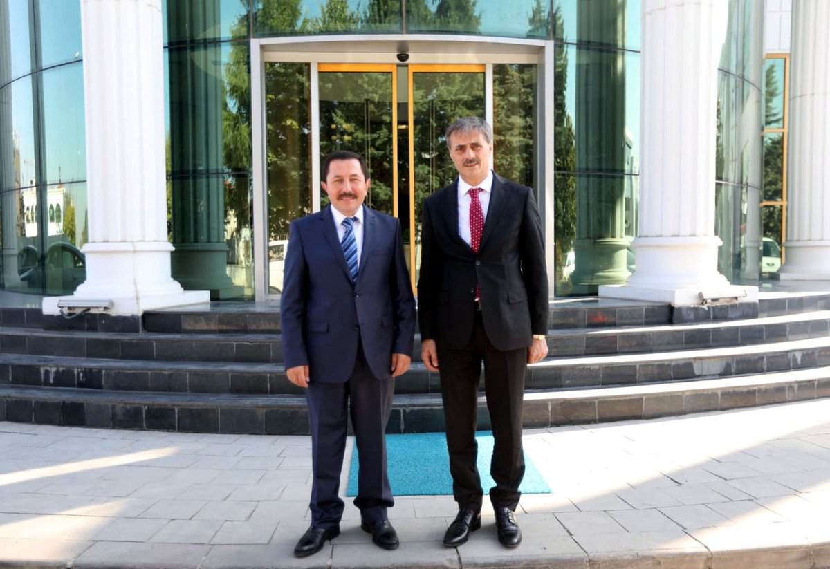 Veda ziyaretinde bulunduğumuz Serdivan Kaymakamı Muhsin Çatmadım ve Belediye Başkanı Yusuf Alemdar’a güzel temennilerinden dolayı teşekkür eder, çalışmalarında başarılar dilerim.