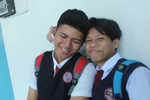 JC_lumucso's tweet photo. W/ bae @xchachacharles 
#sarapmo https://t.co/iBBxVFvtcz