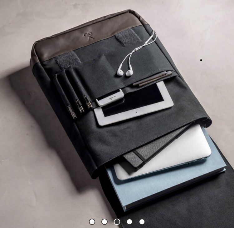 Arkadaşlar kitap çekilişimiz bu ayın sonunda bitiyorken Kaft çantalarından iki adet bir kadın ve bir erkek takipçimize hediye edelim dedik. Bu tweeti rt edin ve beklemede kalın!