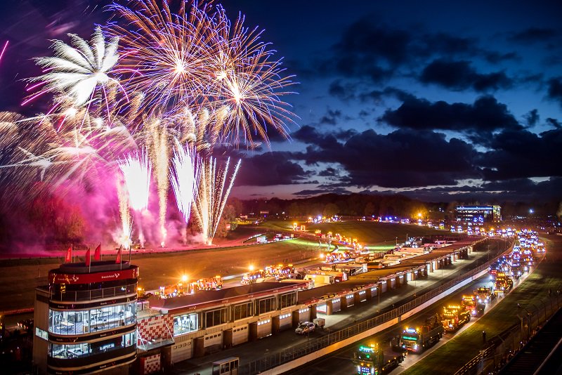 Not long to go until Guy Fawkes Night! 

Take a look at <a href="/Brands_Hatch/">Brands Hatch</a> big firework event coming this Sunday, said to be the best-ever truck racing &amp; fireworks spectacular! 

Find out more and get tickets now👇
bit.ly/2MGev8C 

#GuyFawkes #fireworks #BonfireNight #trucks