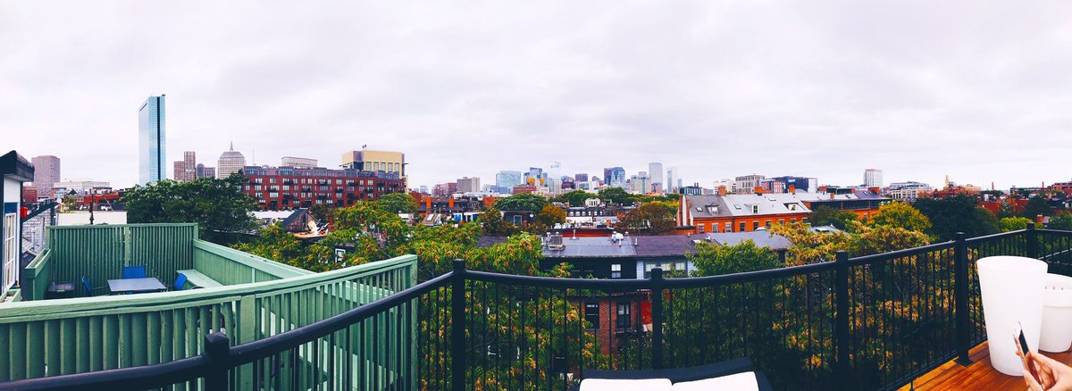 MichaelCarucci_'s tweet photo. As we show our clients properties we take the opportunity to marvel in all Boston's Back Bay has to offer. 

When you arrive home from work or wake in the morning with your coffee imagine the peace of a view like this. 

#BostonBackBay #BackBay #RealEstate #RoofDeck https://t.co/Z3yvGQFtQk