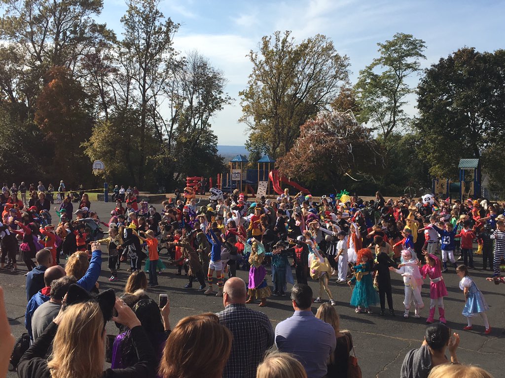 CWCJefferson's tweet image. I hope you all had a fun-filled Halloween.   Thanks again to Mrs. Timpson for leading our annual school-wide Monster Mash.