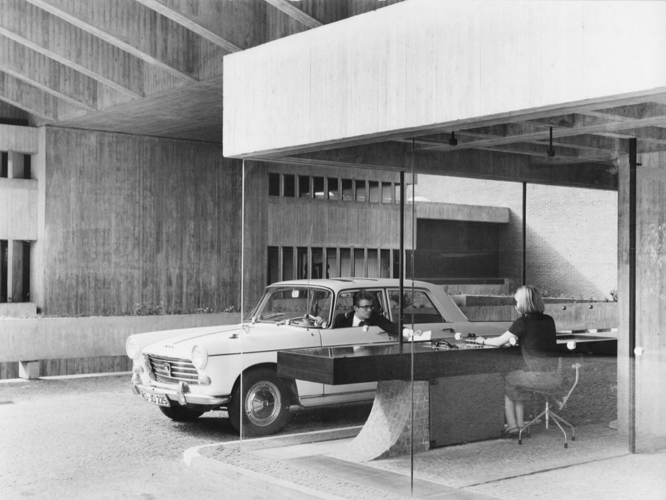 Angel Muniz Autoschalter Commerzbank Dusseldorf 1962 Paul Schneider Esleben 1915 05 T Co Hbhrvo8lxx T Co Xcdnnoxddj T Co Htyukxoxtt