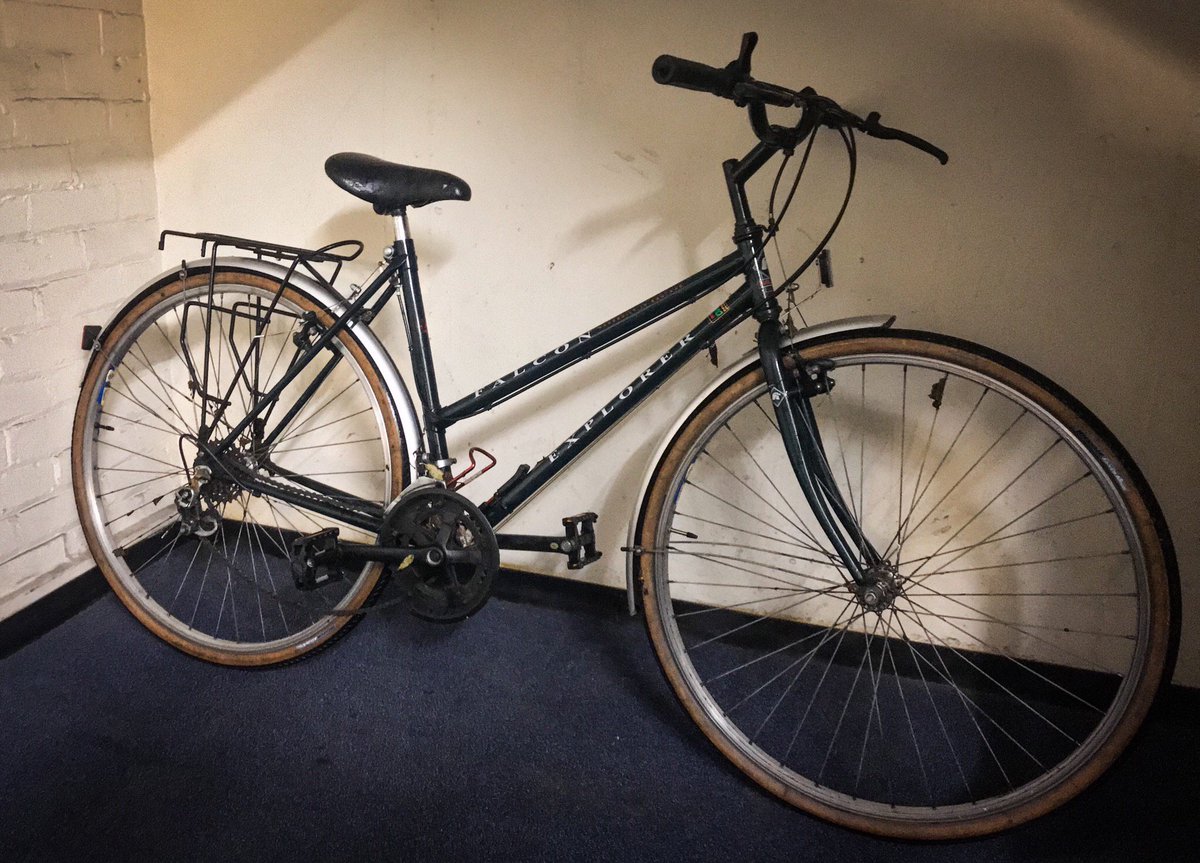 MaccCentralPol's tweet photo. We have found a bike at the bottom of Brunswick Street Macclesfield. It appears to be relatively good condition. If this is yours can you please visit Macc Help Desk and ideally bring some sort of proof with you. #localofficer #macctown #foundbike https://t.co/Vub4xZnlNd