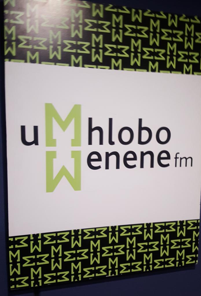 CharlieComms_'s tweet photo. We have just arrived @umhlobowenenefm with the Master of all triads @DjKotinSA 

Don't miss out on the Radio interview. 
So much more for you to learn from a man who is following his dreams...i mean it's IN HIS GENE'S 

#uhlobowenenefm
#charliecomms
#lunchtimeradio 
#Ngixolele https://t.co/SdOKwZLCg2