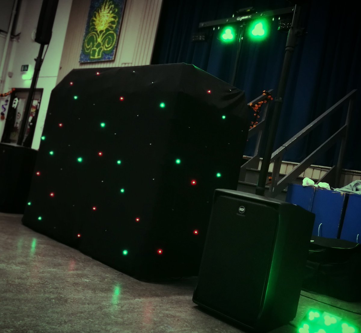 dewars_ent's tweet photo. Last Halloween gig for 2018 and saving the best to last @BlackfriarsP #TheGorbals 
These kids sure do know how to party 🕺💃🏼🎃🕸️👻🦇 https://t.co/zHr5F0dYdE