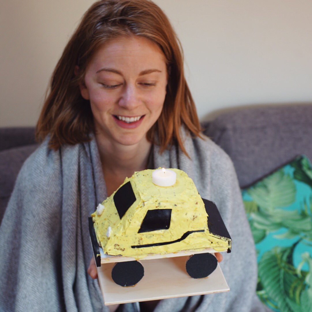 Simone Giertz on Twitter "It’s my birthday! I’m 28, life is great and