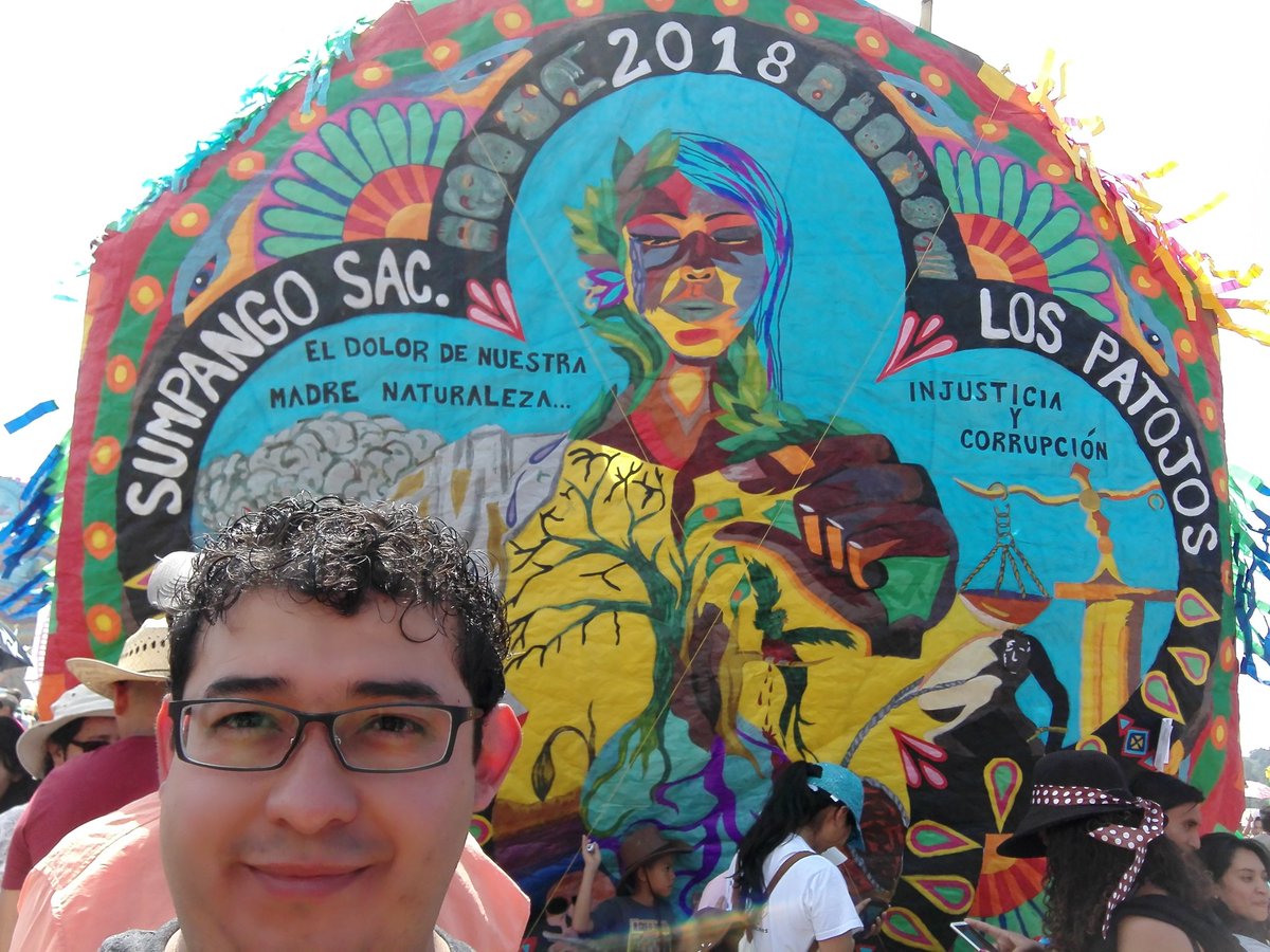 Oigan @AsocLosPatojos que chilero les quedó su barrilete 💙