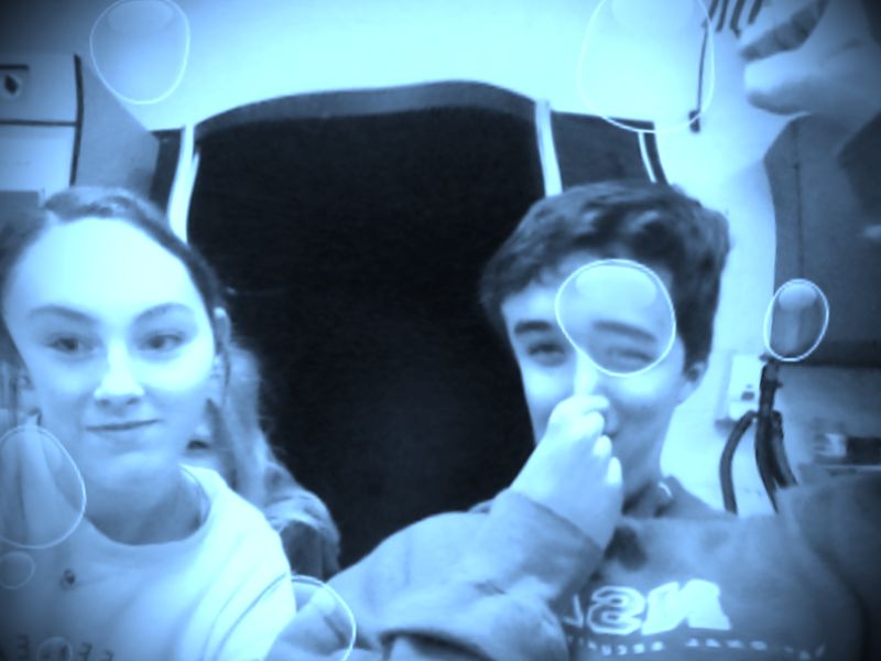nickkweed's tweet photo. Underwater!!!! #webcamtoy https://t.co/pPSwGmBszv