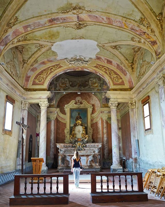 pontormoit's tweet photo. The #Baroque #oratory of San Luca is a hidden gem in our church's complex here in #carmignano in the province of #Prato. An intimate space of special beauty that few have ever seen. Its frescoes are being damaged by water that is coming through the roof,… https://t.co/0TQ21Jlm8Z https://t.co/kJ4cGAM1t6