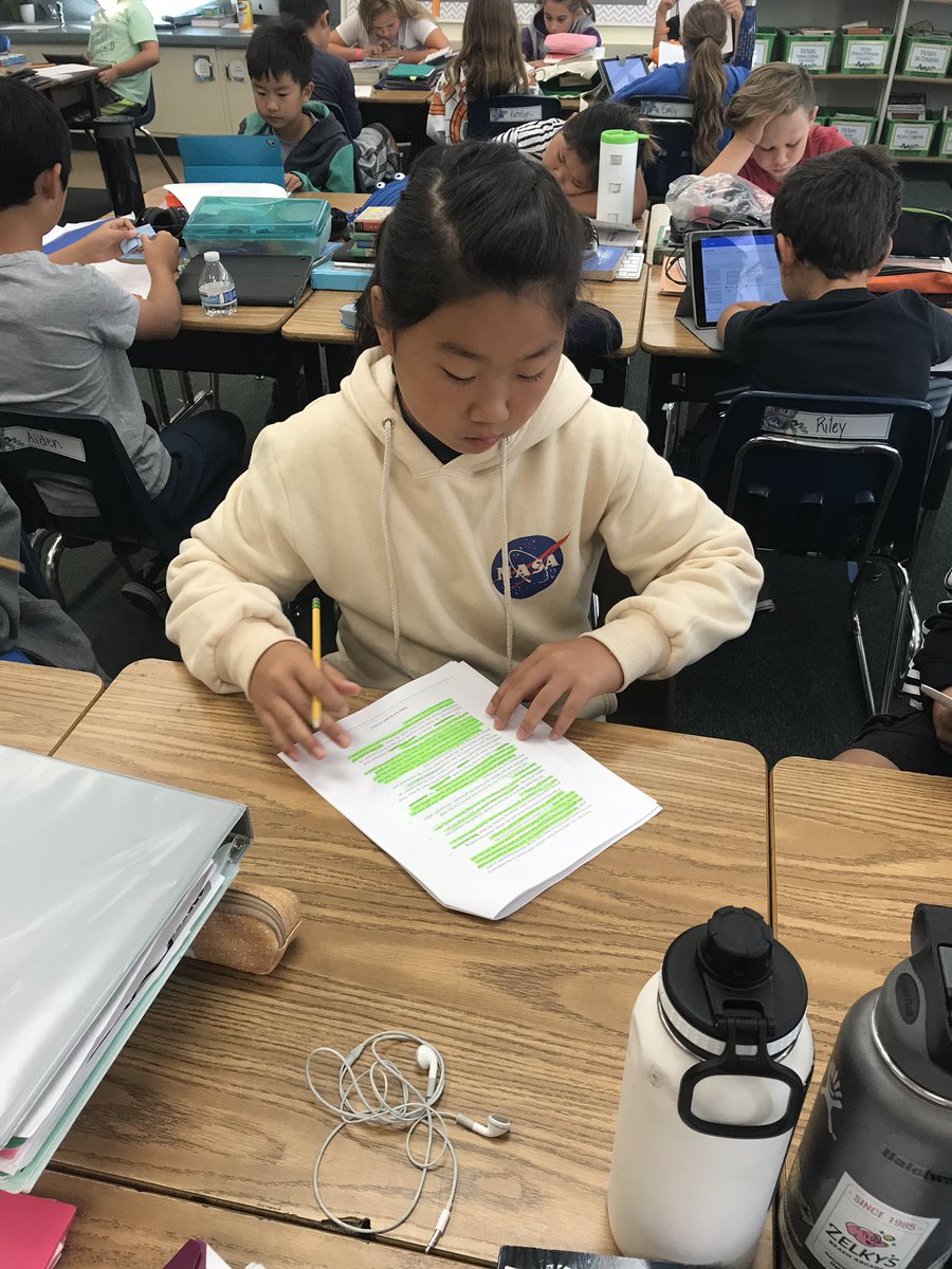 AcaciaCockerill's tweet image. End of the trimester narrative reading assessment- love to see them showing what they know!! #learningprogression