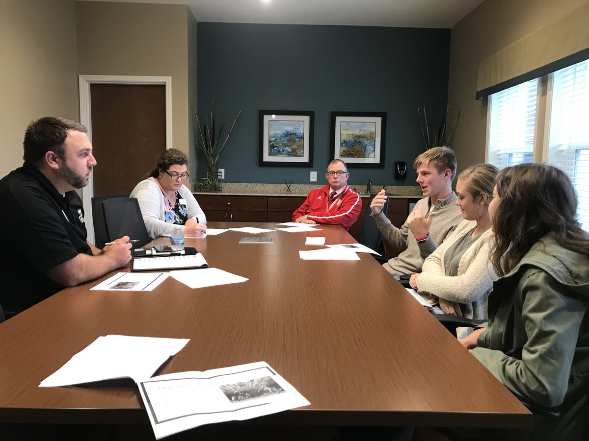 CoachLarge's tweet photo. Megan, Dane and Grace did an awesome job pitching their βSuper Senior Dragon Fan Clubβ to Woodland Terrace today! #NewPalProud #ServeLearnGrow https://t.co/Llnox0Yl4k