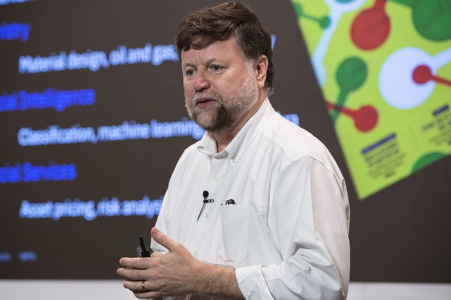 linuxfoundation's tweet image. &quot;It’s Not Just the Qubits&quot; Watch @snarky_android keynote at #OpenFinTech Forum. Explore areas of application for #QuantumComputing with Dr Bob Sutor, VP of IBM Q Strategy &amp;amp; Ecosystem @IBMResearch - Open FinTech Forum keynote recordings are now on YouTube: bit.ly/2ApUvnE