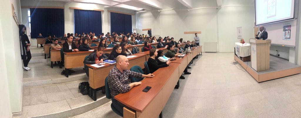 uisat's tweet photo. Konferansımız da fakültemizin öğrencileri, Sayın Büyükelçiye merak ettiklerini soruyorlar. https://t.co/DsBDbOmydV
