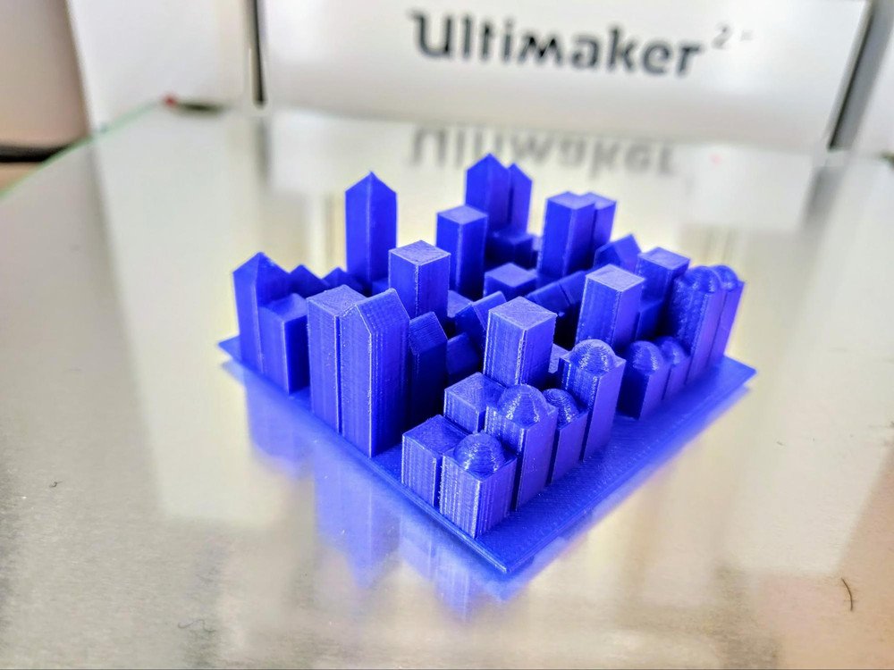Ultimaker's tweet photo. Educators - discover a simple and engaging way to introduce both #coding and #3Ddesign in the classroom with this guide: https://t.co/r1ZsjG3D98 https://t.co/h0k460Ubkt