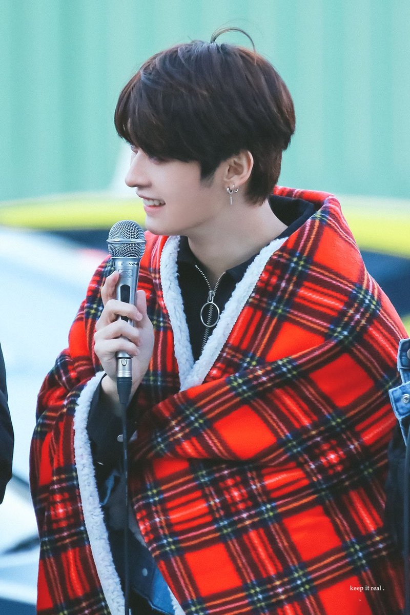 9_keepitreal's tweet photo. [HQ] 181027 음중 미니팬미팅  

#스트레이키즈 #스키즈 #리노 #민호
#StrayKids #SKZ #Leeknow #IamYOU https://t.co/GW0J8vQvHN