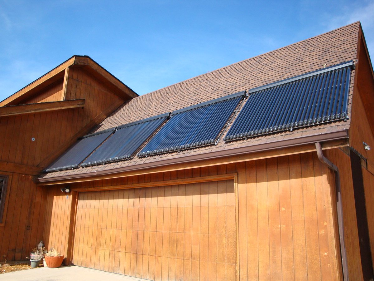 BestwayCos's tweet photo. Solar Thermal systems can save up to 70% on heating and 40% on cooling bills. Solar Thermal power is clean, reliable, and cost-effective. We have the system for your needs.

FUN FACT: Unlike solar and wind energy, geothermal energy is always available, 365 days a year. https://t.co/GqO5CGQ8Lo