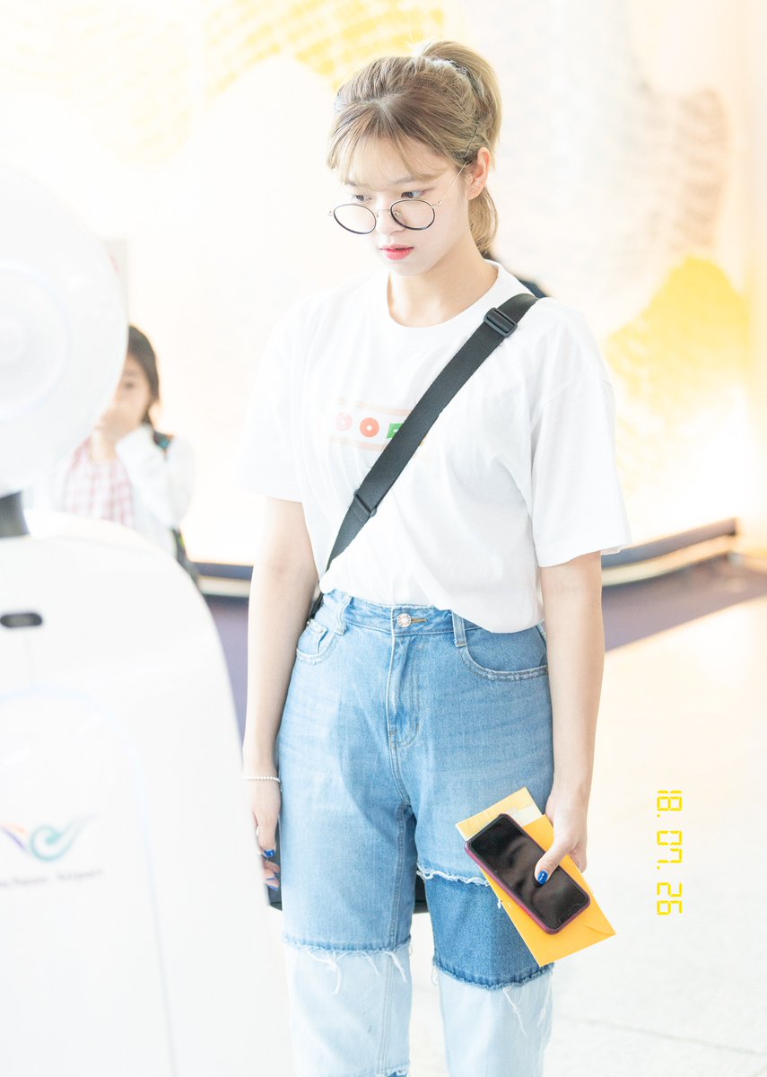 정연Studio tweet media