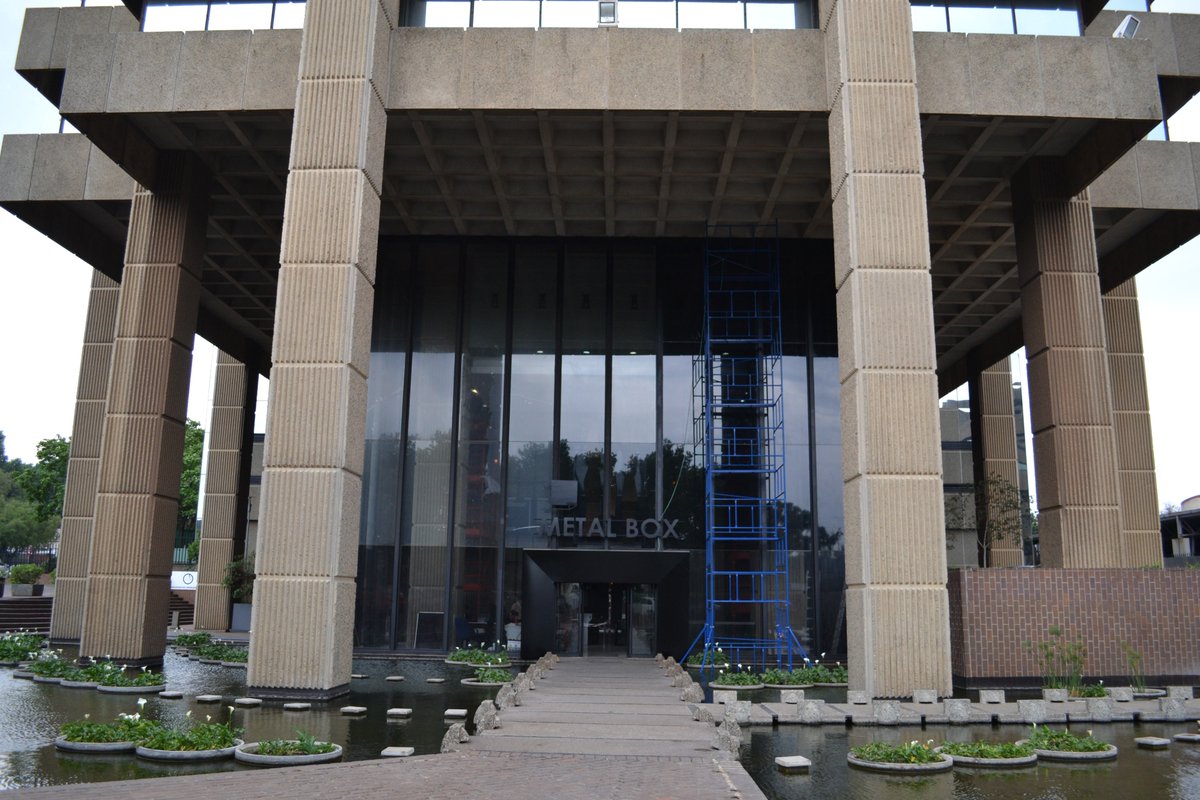 Thakhani_R's tweet image. This upmarket commercial high-rise building in a trendy Johannesburg area is for sale for R105 million. Contact me for inquiries and viewings.

PLEASE RETWEET, the buyers might be on your time line.