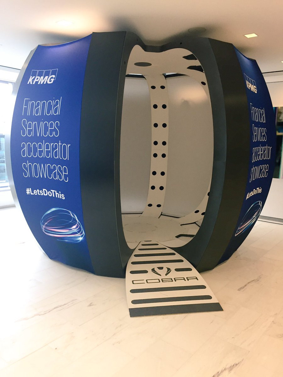 _Vic_Lo_'s tweet photo. Prep work under way for our #FinancialServices #AcceleratorShowcase. Excited to see how all the @Selftraits turn out. #letsdothis @KPMG_Canada https://t.co/zt5ukutZ4l