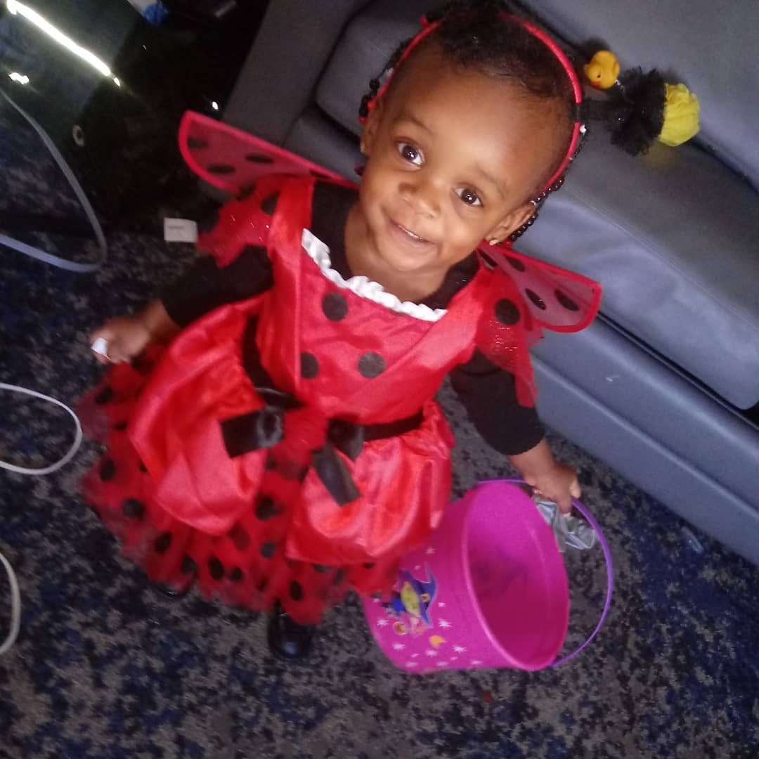 therealCandiiK's tweet photo. Mommy little lady bug https://t.co/iHV6SIw1zQ