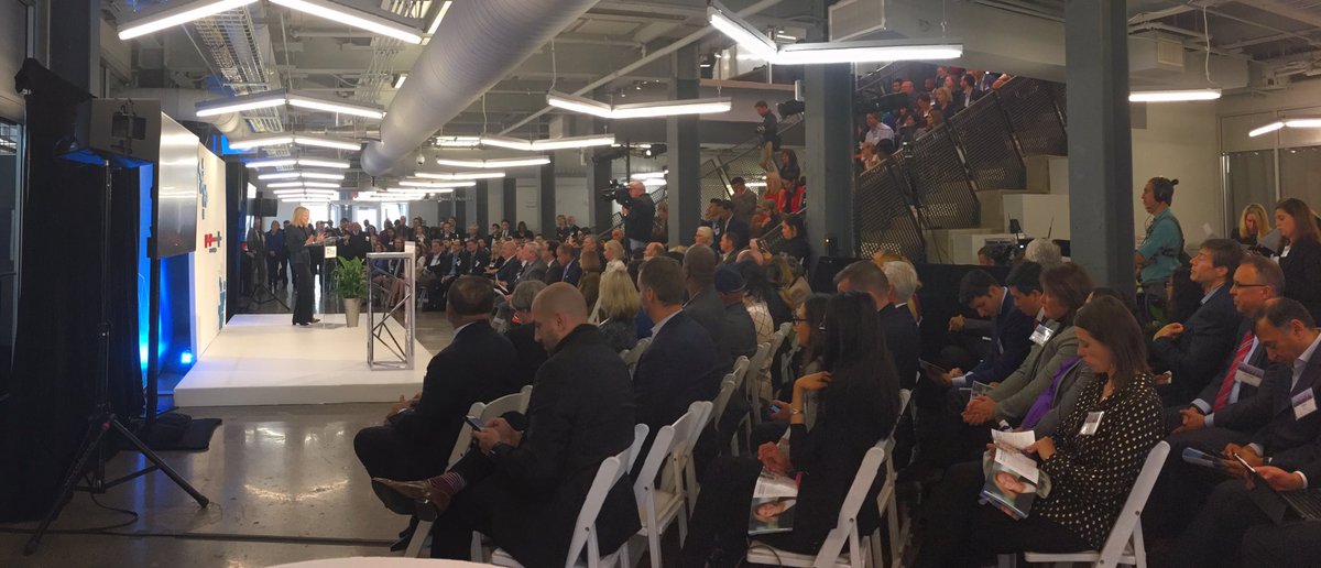 JLABS Boston Girl tweet media