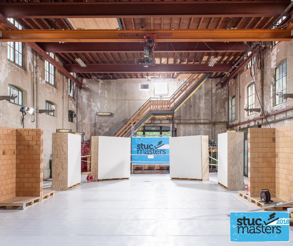KnaufNL's tweet photo. Een leeg canvas. Vandaag in aflevering 4 laten onze StucMasters zien hoe creatief het vak van stukadoor eigenlijk is. Stukadoren is meer dan allemaal meters vlakke muur. Bekijk hier welke kunststukjes onze stukadoors maken https://t.co/nixOPdibLn
#stucmasters #nxtv #bobbiebodt https://t.co/NOALx3scP7