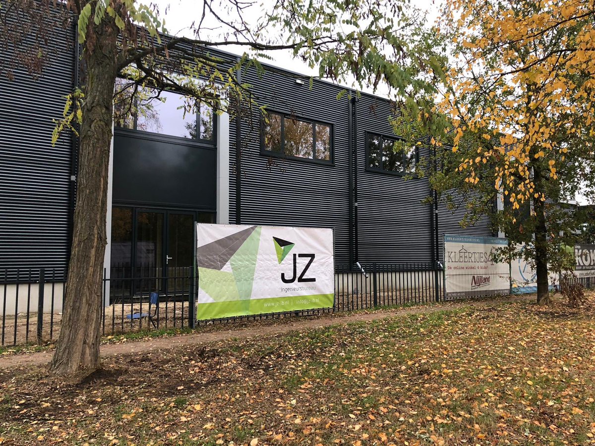 Eindresultaat Nieuwbouw bedrijfshal a/d energiestraat te Nijverdal is goed zichtbaar! 👌
