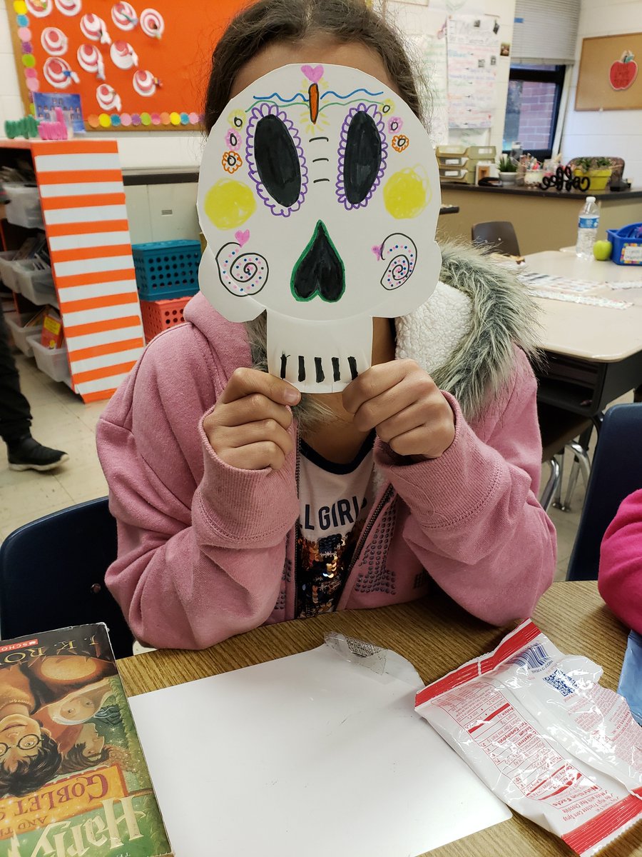 Ms. Moid tweet media